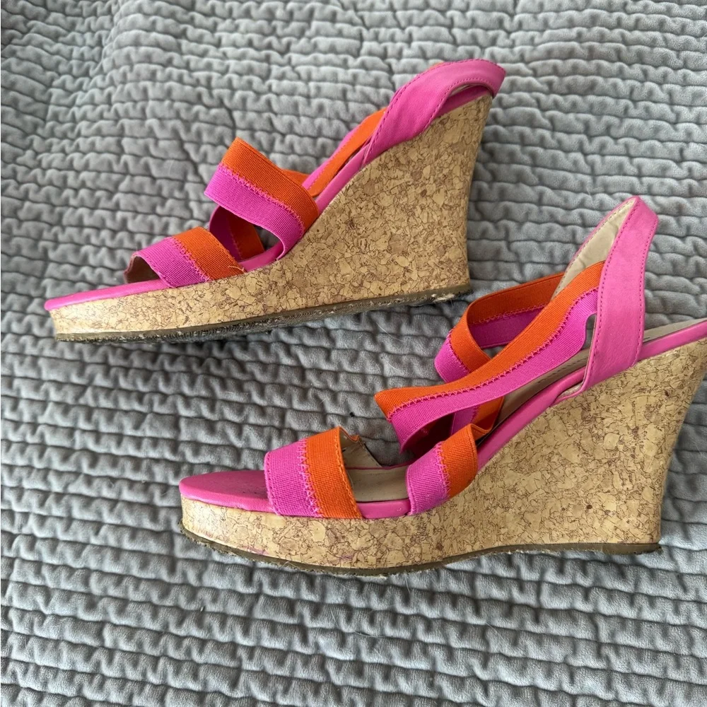 Chinese Laundry Vibrant Pink and Orange Sandals - Picture 3 of 4